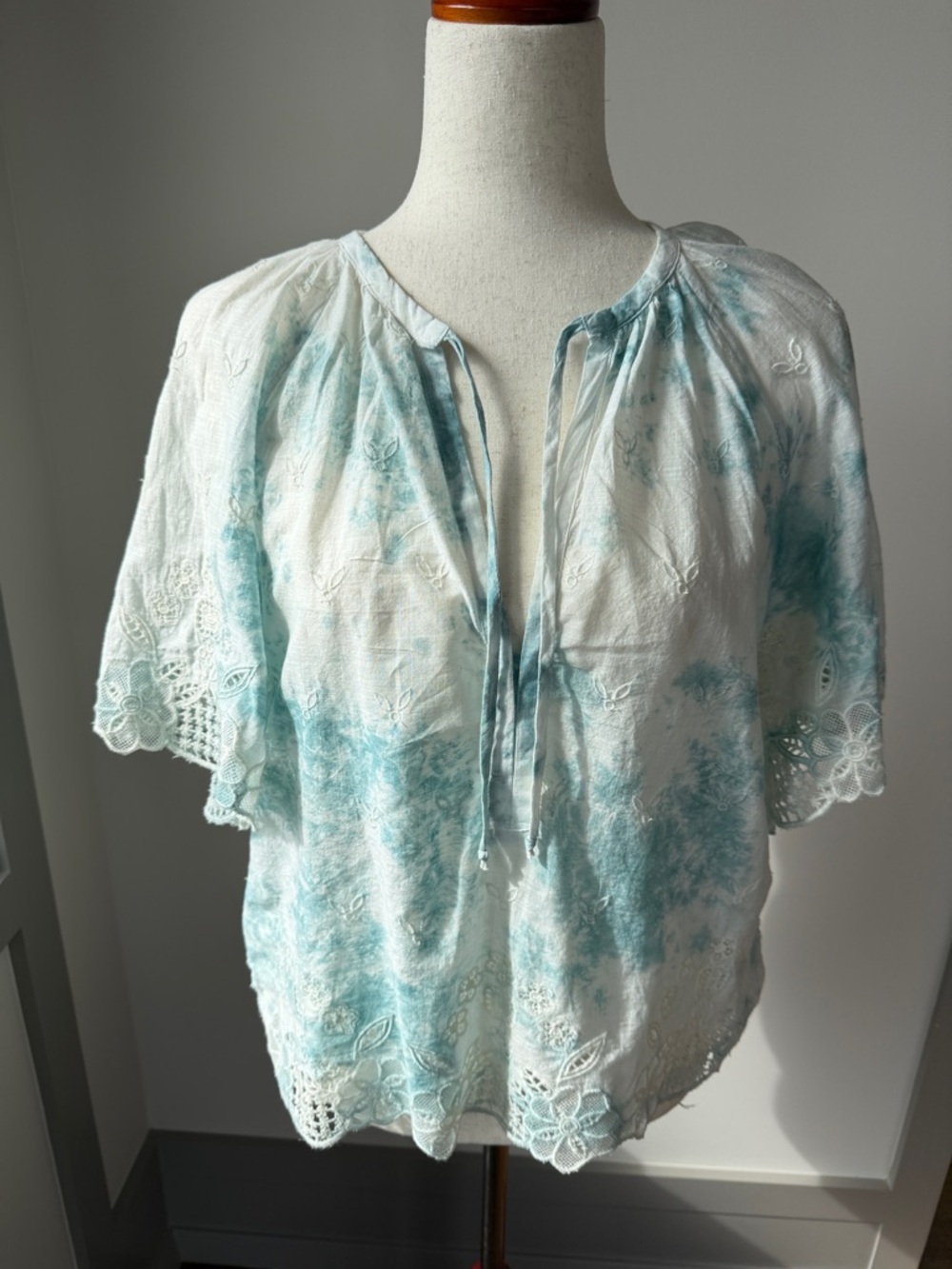 Anthropologie White and Light Blue Tie-Dye Embroidered Peasant Top